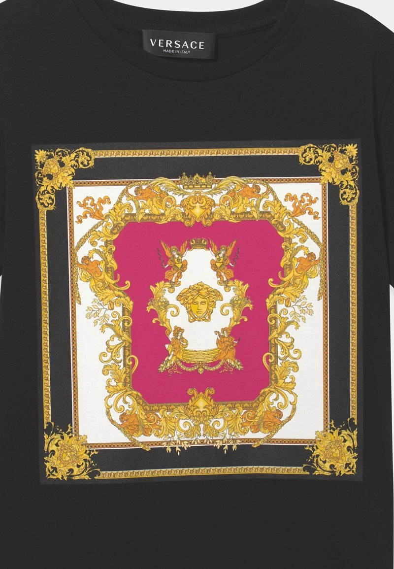Versace MEDUSA RENAISSANCE LOGO T Shirt Imprimé Nero/fucsia/oro/bianco Enfant 3 Versace MEDUSA RENAISSANCE LOGO T Shirt Imprimé Nero/fucsia/oro/bianco Enfant – Image 3