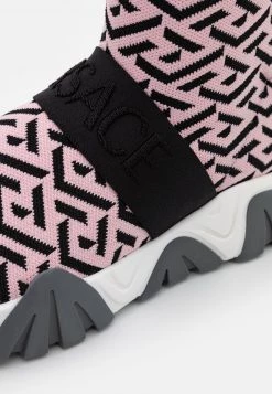Versace Enfant Baskets Montantes Candy/black -Versace Soldes 2022 2e8e9c96e7bf41f3a3a54ebd8e024945