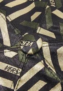 Versace HAT Chapeau Black Femme 9 Versace HAT Chapeau Black Femme -Versace Soldes 2022 2e8ef4eedea14b4c9eaad446c4d26a47