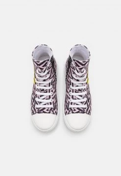 Versace UNISEX Baskets Montantes Black/candy/yellow 9 Versace UNISEX Baskets Montantes Black/candy/yellow -Versace Soldes 2022 33665bd186414f458582bdd768d33792