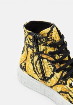 Versace UNISEX Baskets Montantes Black/gold/white -Versace Soldes 2022 55ec64ca64bd4b3ab63e4d4a307a663f