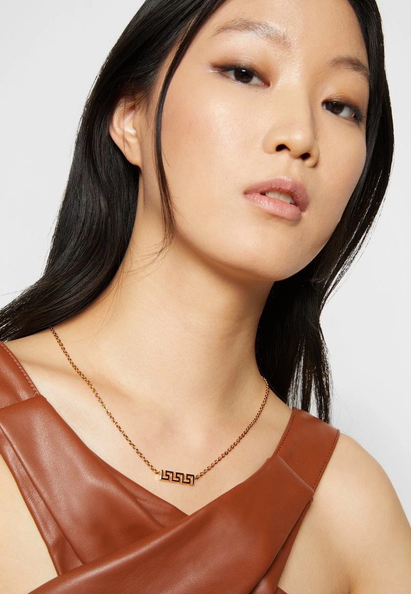 Versace Femme Collier Gold Coloured 3 Versace Femme Collier Gold Coloured – Image 3