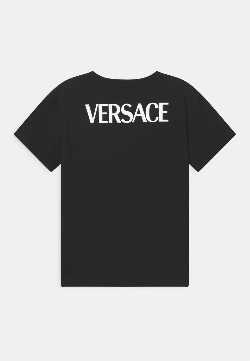 Versace MEDUSA RENAISSANCE LOGO T Shirt Imprimé Nero/fucsia/oro/bianco Enfant 2 Versace MEDUSA RENAISSANCE LOGO T Shirt Imprimé Nero/fucsia/oro/bianco Enfant – Image 2