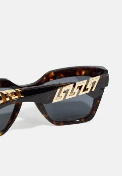 Versace Lunettes De Soleil Havana Femme 7 Versace Lunettes De Soleil Havana Femme -Versace Soldes 2022 641d337482884365b08d2869f8830306