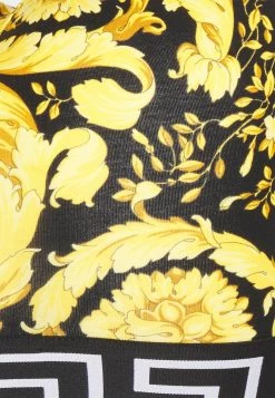 Versace Homme Shorty Nero/oro -Versace Soldes 2022 64bfa5e3af6f43468efe1cf54b919303