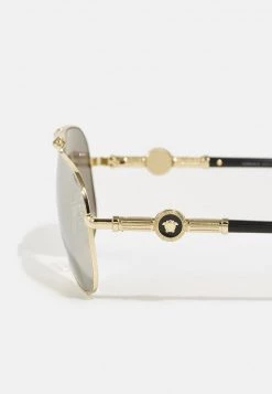 Versace UNISEX Lunettes De Soleil Pale Gold Coloured 7 Versace UNISEX Lunettes De Soleil Pale Gold Coloured -Versace Soldes 2022 6ae188cda1624638be5e3353aa00a589