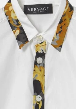 Versace INFORMAL BAROCCO FLAGE Chemise Bianco/oro Enfant 5 Versace INFORMAL BAROCCO FLAGE Chemise Bianco/oro Enfant -Versace Soldes 2022 7581f73990824745adece29ff8bab19c
