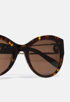 Versace Femme Lunettes De Soleil Gold 7 Versace Femme Lunettes De Soleil Gold -Versace Soldes 2022 7823a60f6bb0483abd51ac5947e84ff8