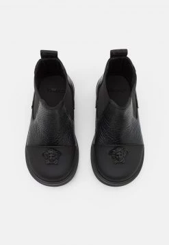 Versace Enfant Bottines Nero 9 Versace Enfant Bottines Nero -Versace Soldes 2022 8453bc872ca64b218088f88eff6877bb