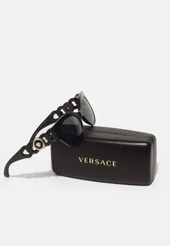 Versace Lunettes De Soleil Black Femme 10 Versace Lunettes De Soleil Black Femme -Versace Soldes 2022 8651498cf7134353a6e4ea20f1e401ab