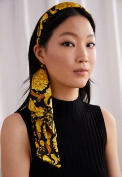 Versace Femme Accessoires Cheveux Yellow -Versace Soldes 2022 95b7f07addf64d0dad6a5e0e28dee365