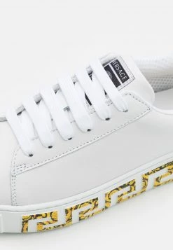 Versace UNISEX Baskets Basses White/black/gold -Versace Soldes 2022 9636b3893fcc46ca8e1183e83a233858