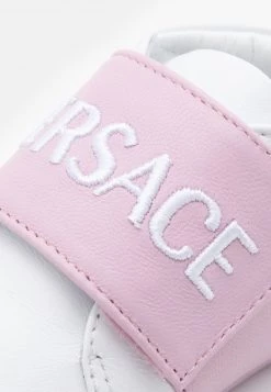 Versace UNISEX Chaussons Pour Bébé Baby Rose/white -Versace Soldes 2022 97a5890c13b44d418362d4136e843086