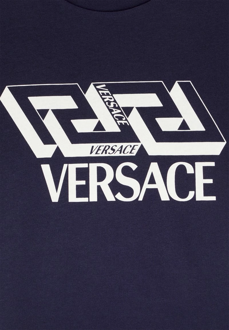 Versace LOGO UNISEX T Shirt Imprimé Navy/bianco 3 Versace LOGO UNISEX T Shirt Imprimé Navy/bianco – Image 3