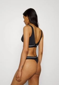 Versace THONG String Black Femme -Versace Soldes 2022 a5a1f30820094ebeb82c7459caa348ab