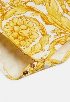 Versace BODYVESTS JERSEY BAROCCO KIDS UNISEX Body Bianco+oro -Versace Soldes 2022 b0a9fc9a8e334a2dbfe8520982aea73c