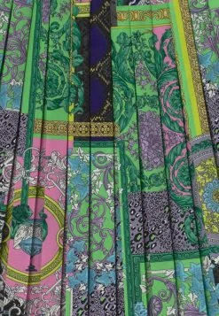 Versace Enfant PATCHWORK HERITAGE ANIMALIER Jupe Plissée Multicolor -Versace Soldes 2022 c593f6ffe23c4c9989526a5a834f4258