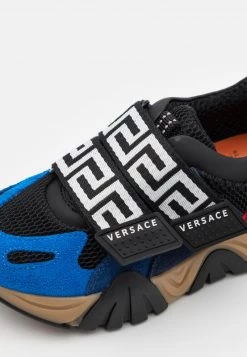 Versace UNISEX Baskets Basses Nero/lapis/navy/heat 11 Versace UNISEX Baskets Basses Nero/lapis/navy/heat -Versace Soldes 2022 cf9b75749fef4171b73d4dde32db442a