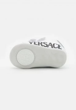 Versace UNISEX Chaussons Pour Bébé White/black -Versace Soldes 2022 d1c72d3b6d2045119fdf31efb333d38b