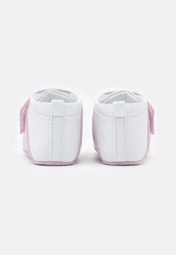 Versace UNISEX Chaussons Pour Bébé Baby Rose/white -Versace Soldes 2022 d30492b3b1084c9489fb187fe594a3d1