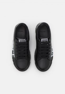 Versace UNISEX Baskets Basses Black/white 9 Versace UNISEX Baskets Basses Black/white -Versace Soldes 2022 d7d9be13db0d4c23bfb422f8478e53f7