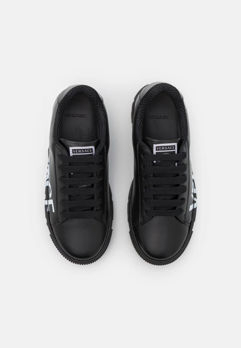 Versace UNISEX Baskets Basses Black/white 4 Versace UNISEX Baskets Basses Black/white – Image 4