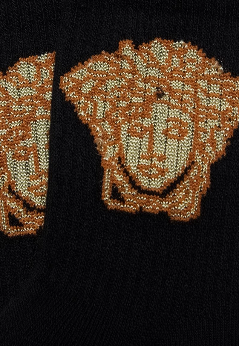 Versace ATHLETIC SOCKS FILATO MEDUSA UNISEX Chaussettes Nero+oro 2 Versace ATHLETIC SOCKS FILATO MEDUSA UNISEX Chaussettes Nero+oro â Image 2